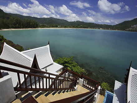 Baan Lom Talay